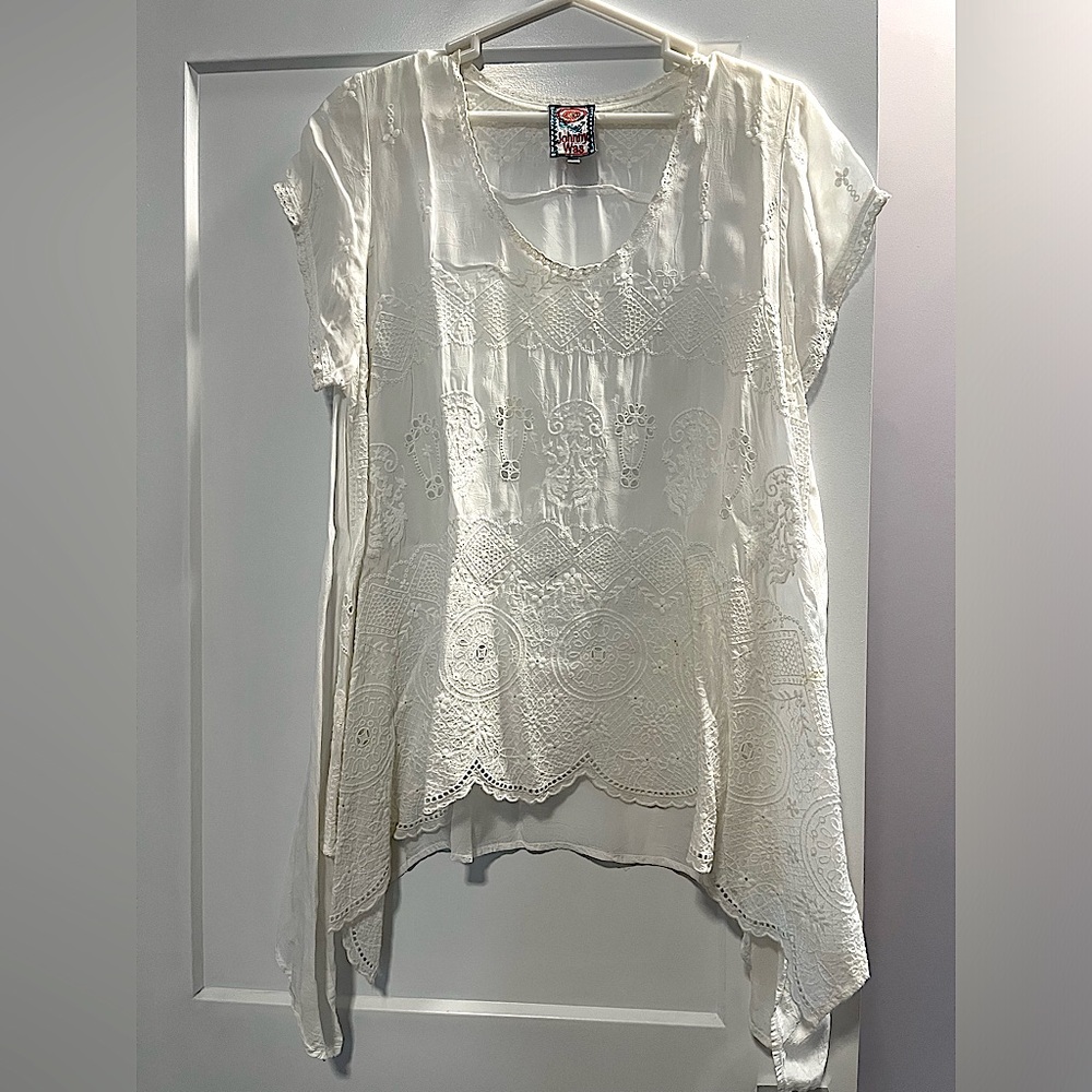 Johnny Was White handkerchief top! Mint condition!